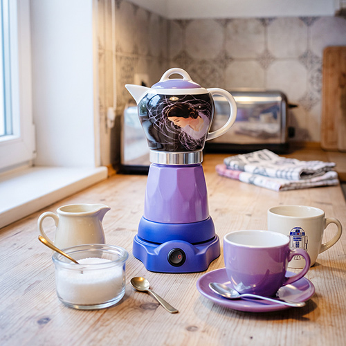 CAFETERA.webp